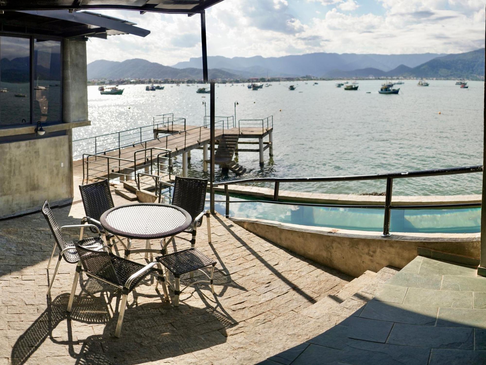 1819 Marine Hotel อูบาตูบา ภายนอก รูปภาพ