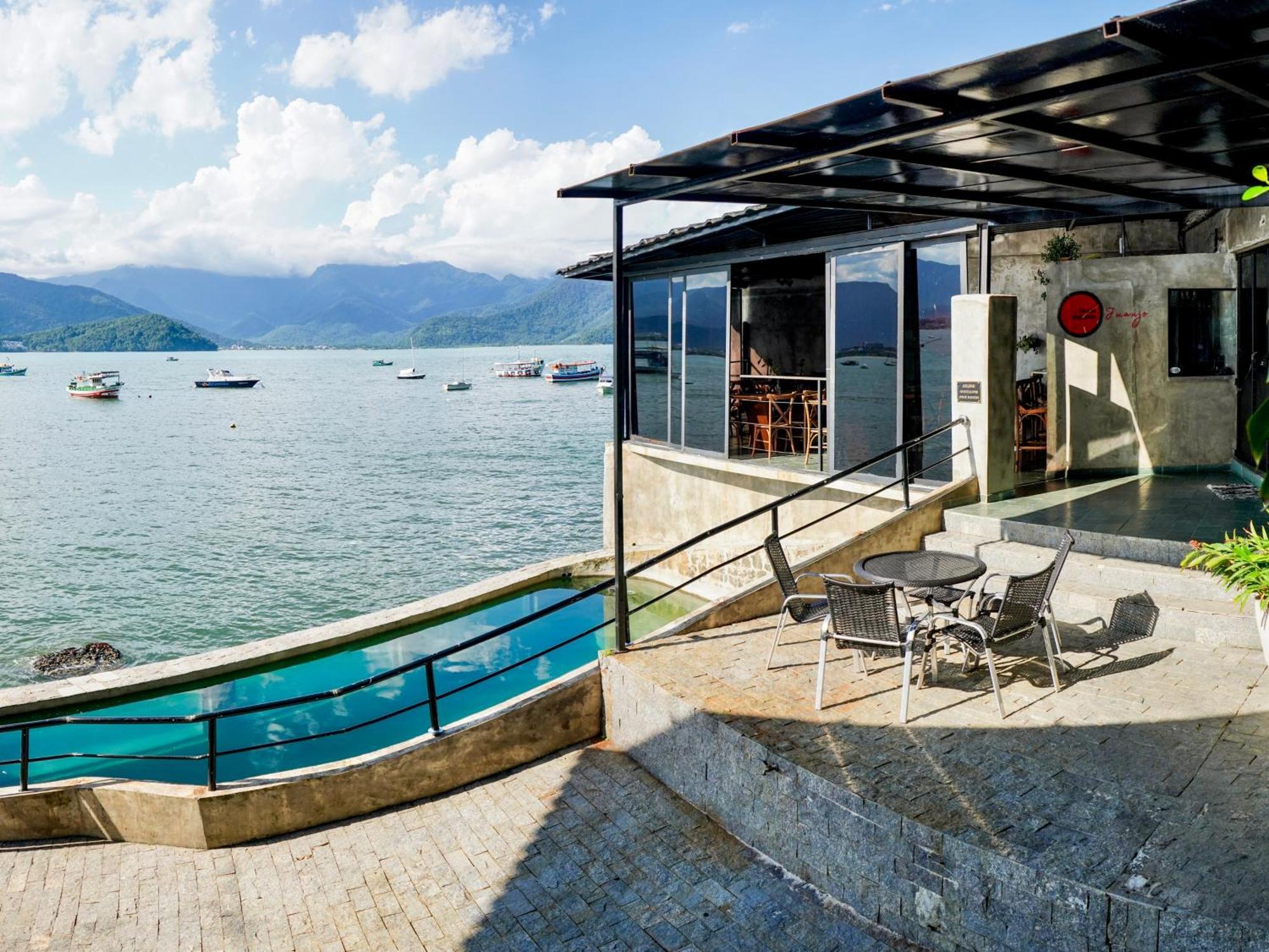 1819 Marine Hotel อูบาตูบา ภายนอก รูปภาพ