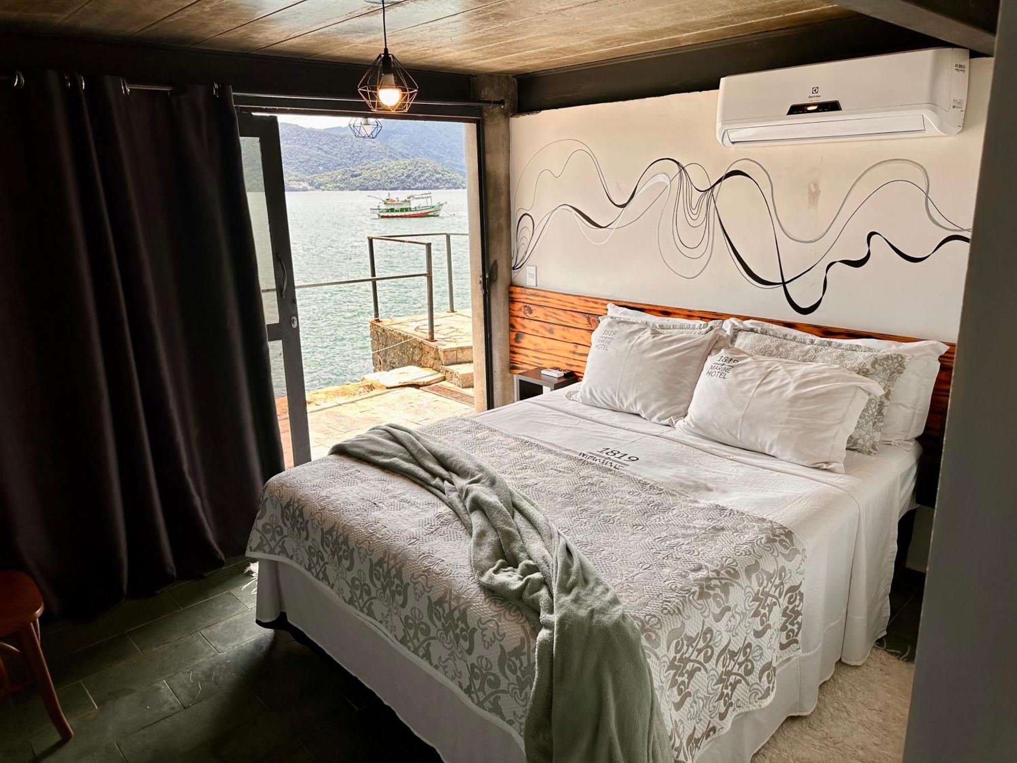 1819 Marine Hotel อูบาตูบา ภายนอก รูปภาพ
